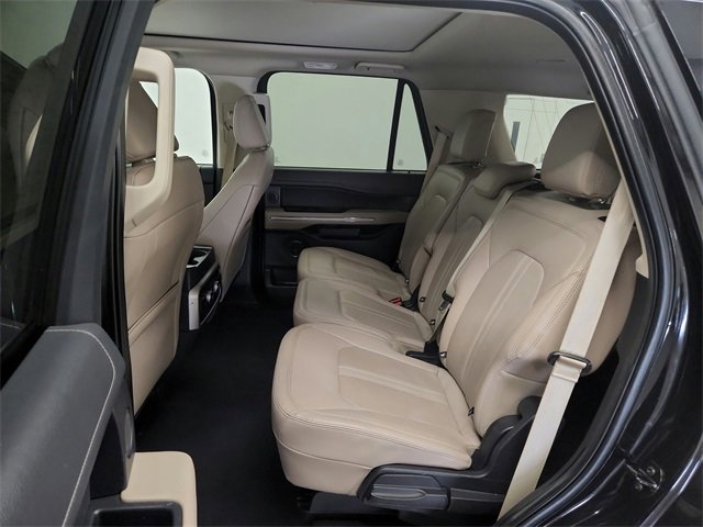 Used 2024 Ford Expedition Limited image 29