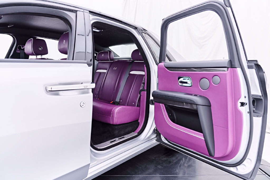 Used 2024 Rolls-Royce Ghost Black Badge AWD/4WD image 38