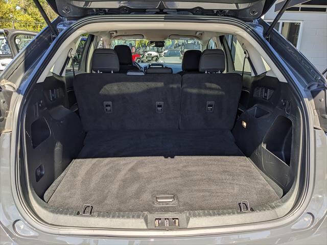 Used 2021 Ford Edge SE image 14