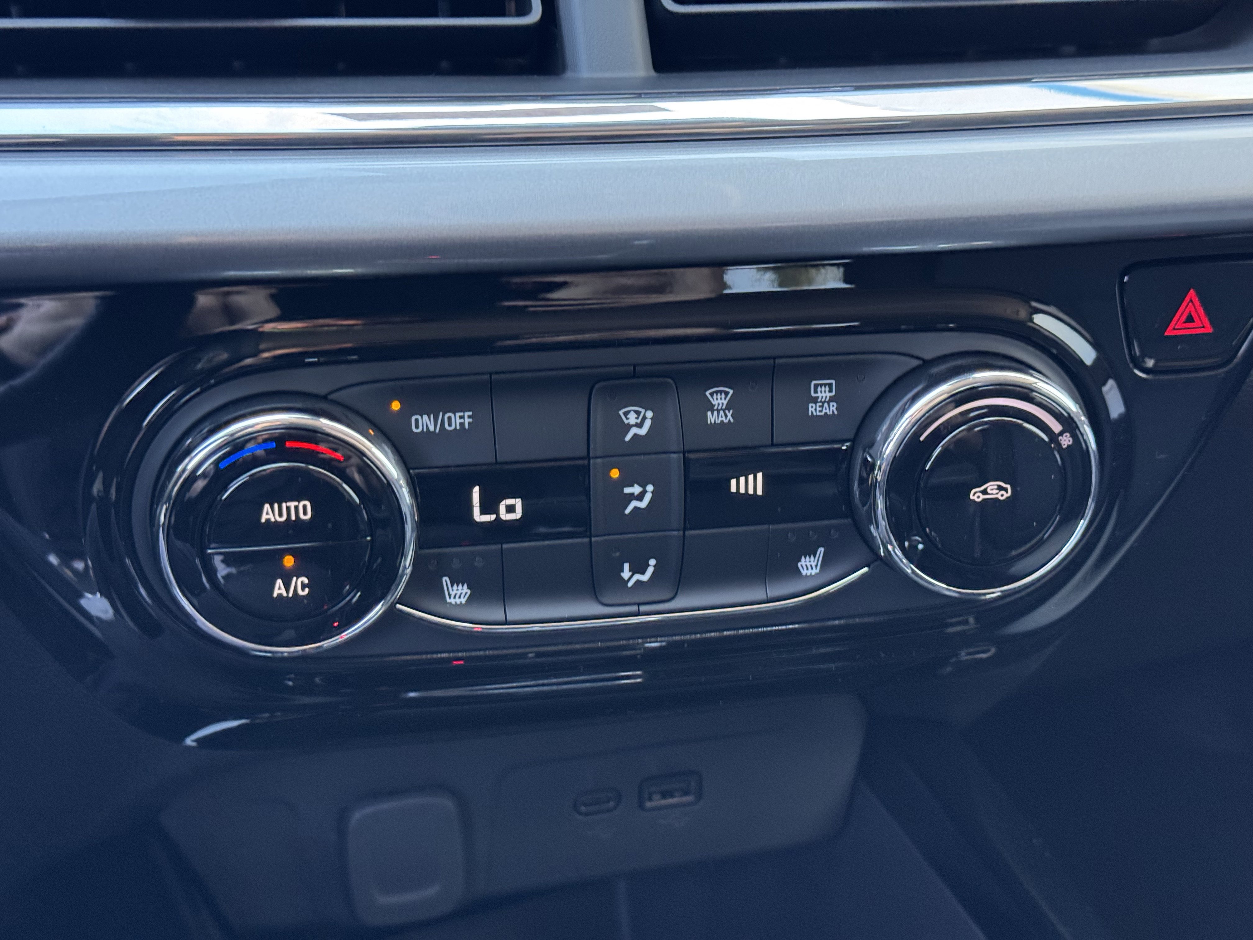 New 2026 Chevrolet Trax LT FWD image 22