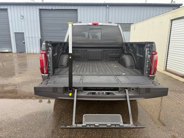 Used 2024 Ford F150 Platinum w/ FX4 Off-Road Package AWD/4WD image 26