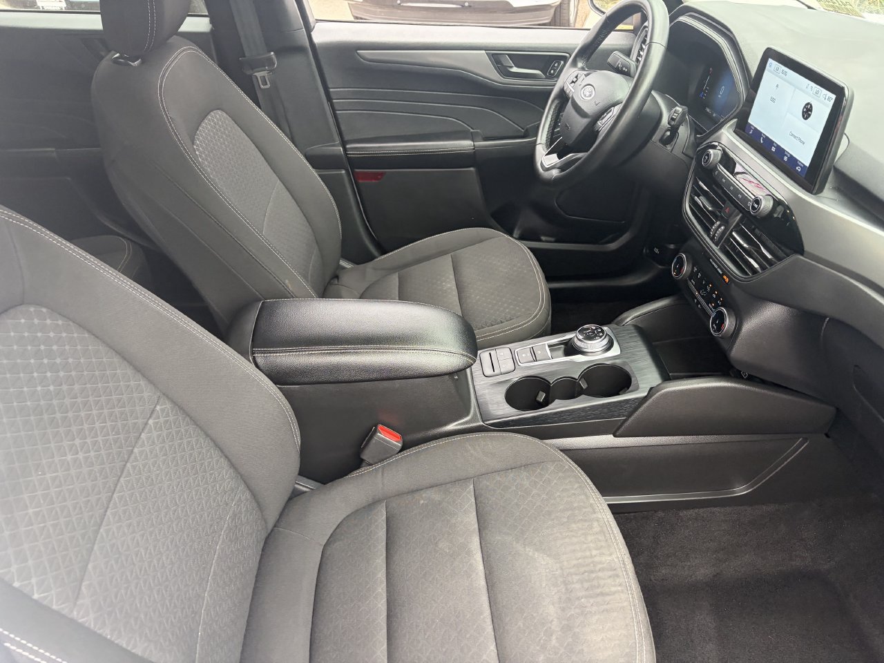 Certified 2024 Ford Escape Active FWD image 10
