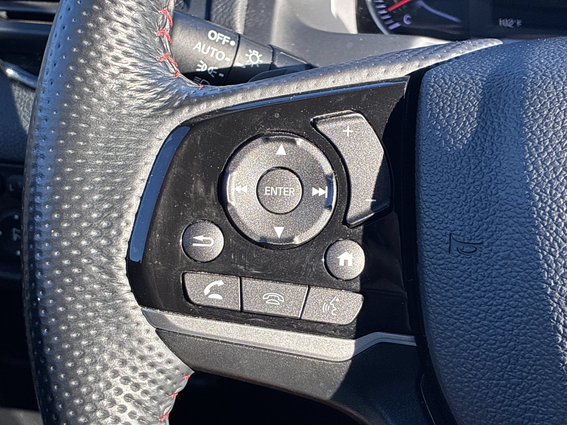 Certified 2024 Honda Passport Black Edition image 26