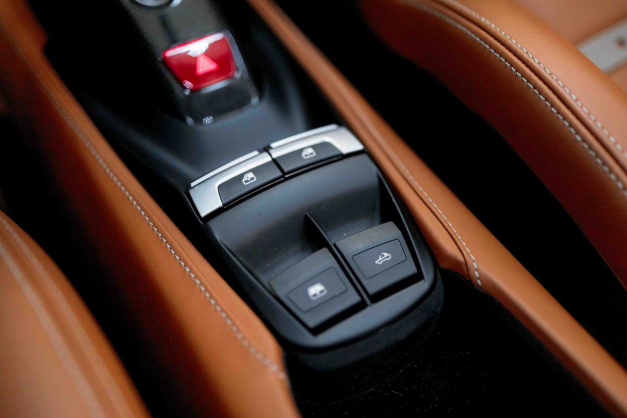 Used 2018 Ferrari 488 Spider image 67