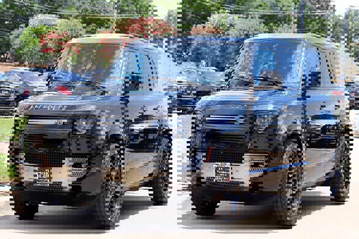 Used 2022 Land Rover Defender 110 X image 4