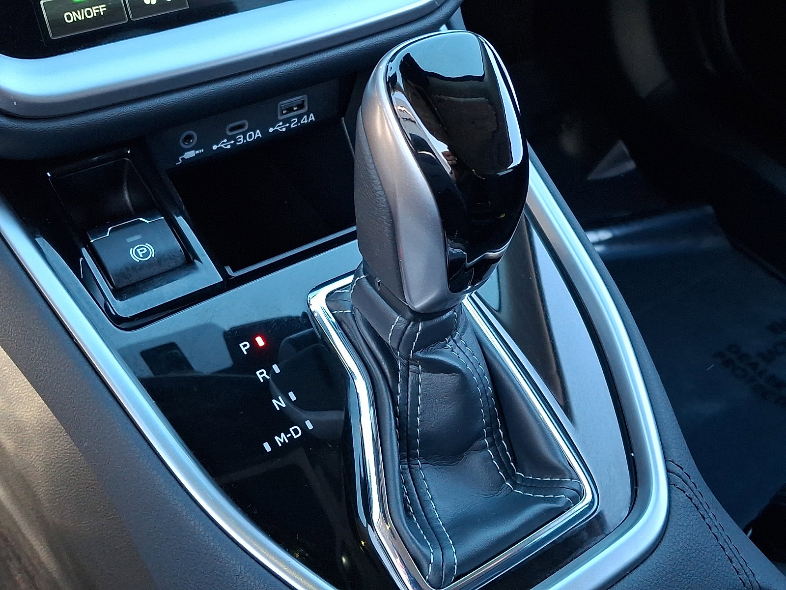 Certified 2025 Subaru Outback Premium w/ Popular Package #1A image 17