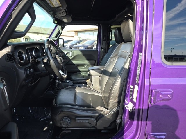 Used 2023 Jeep Wrangler Unlimited Sahara w/ Cold Weather Group image 12