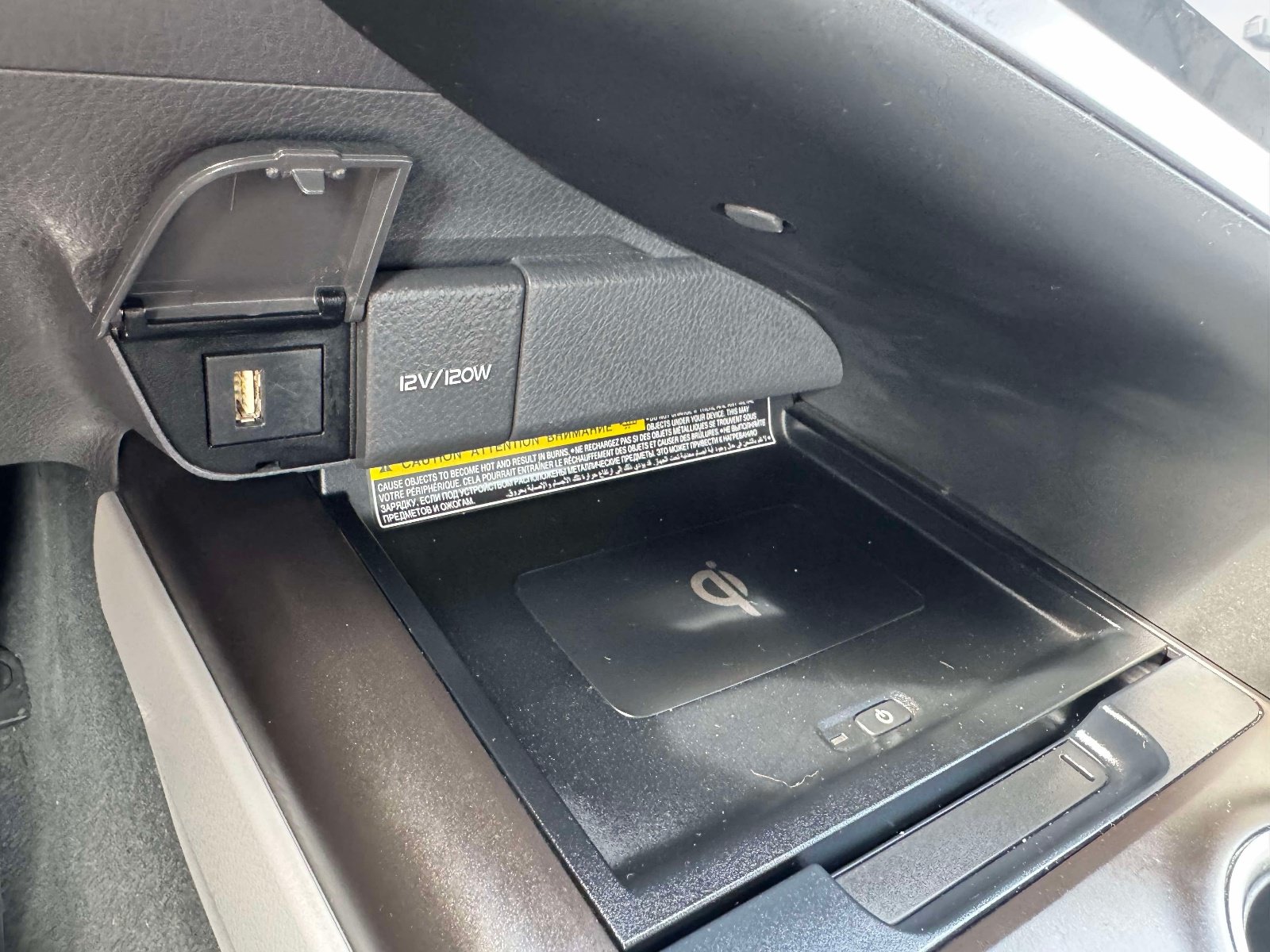 Certified 2021 Toyota Camry XLE FWD image 28