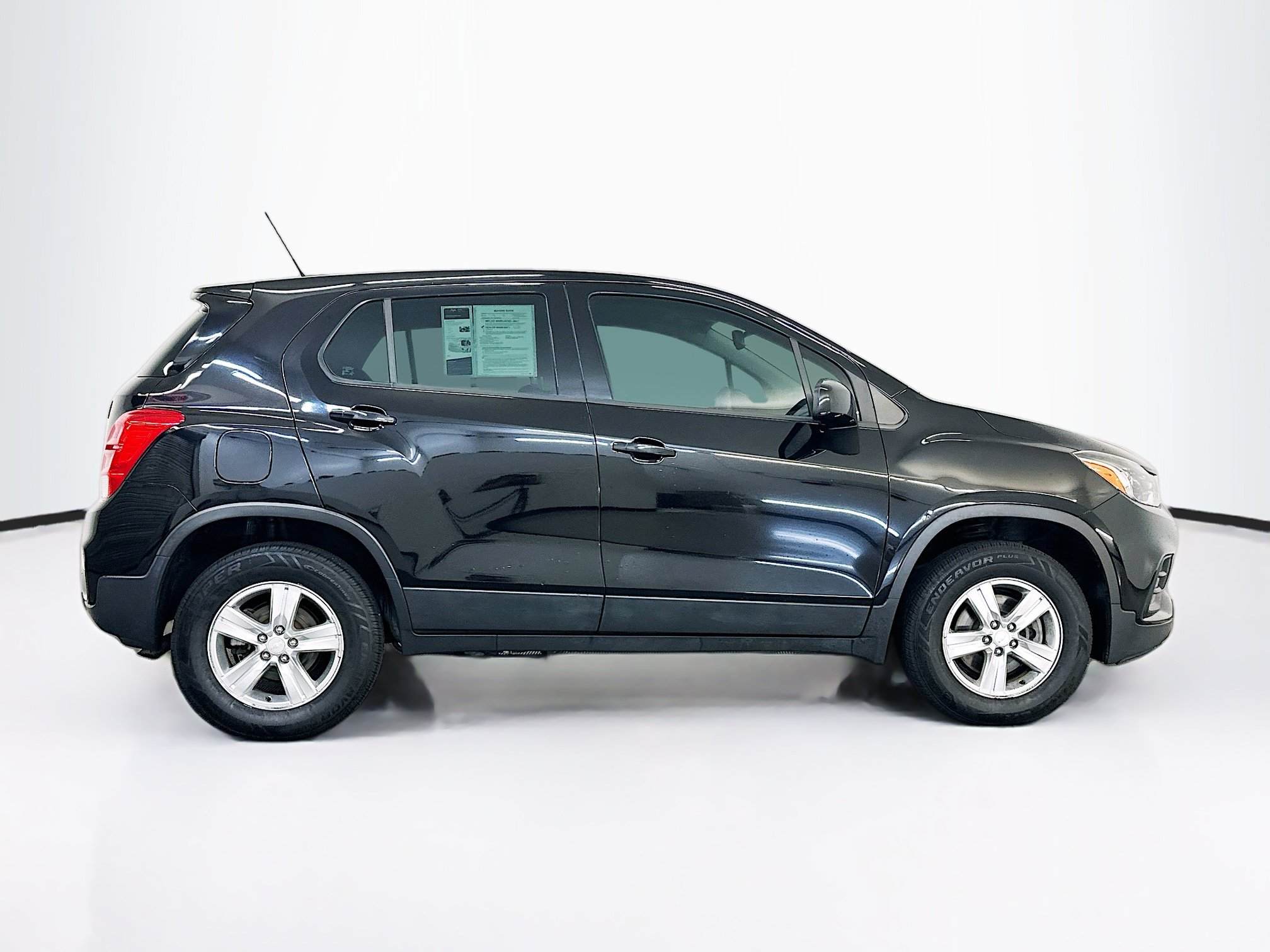 Used 2018 Chevrolet Trax LS AWD/4WD image 10