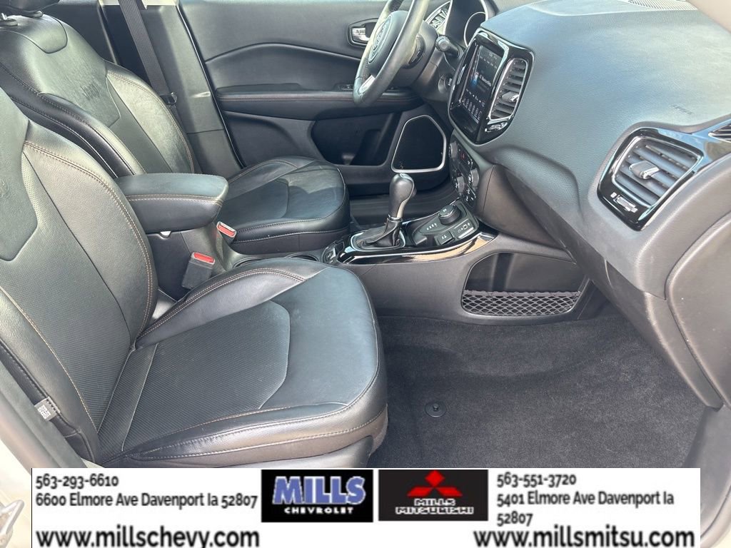 Used 2019 Jeep Compass Limited AWD/4WD image 19