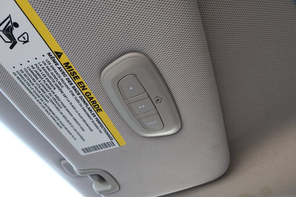Used 2017 Chrysler Pacifica Touring-L Plus FWD image 28