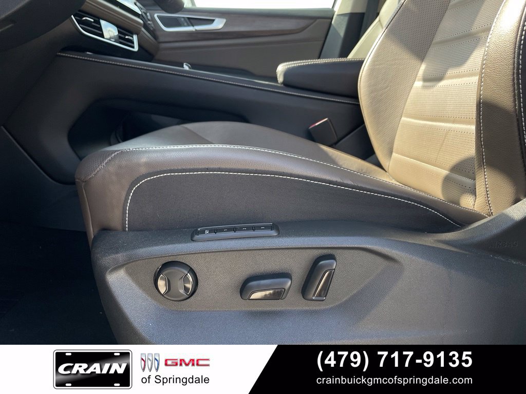 Used 2024 Volkswagen Atlas SEL AWD/4WD image 11
