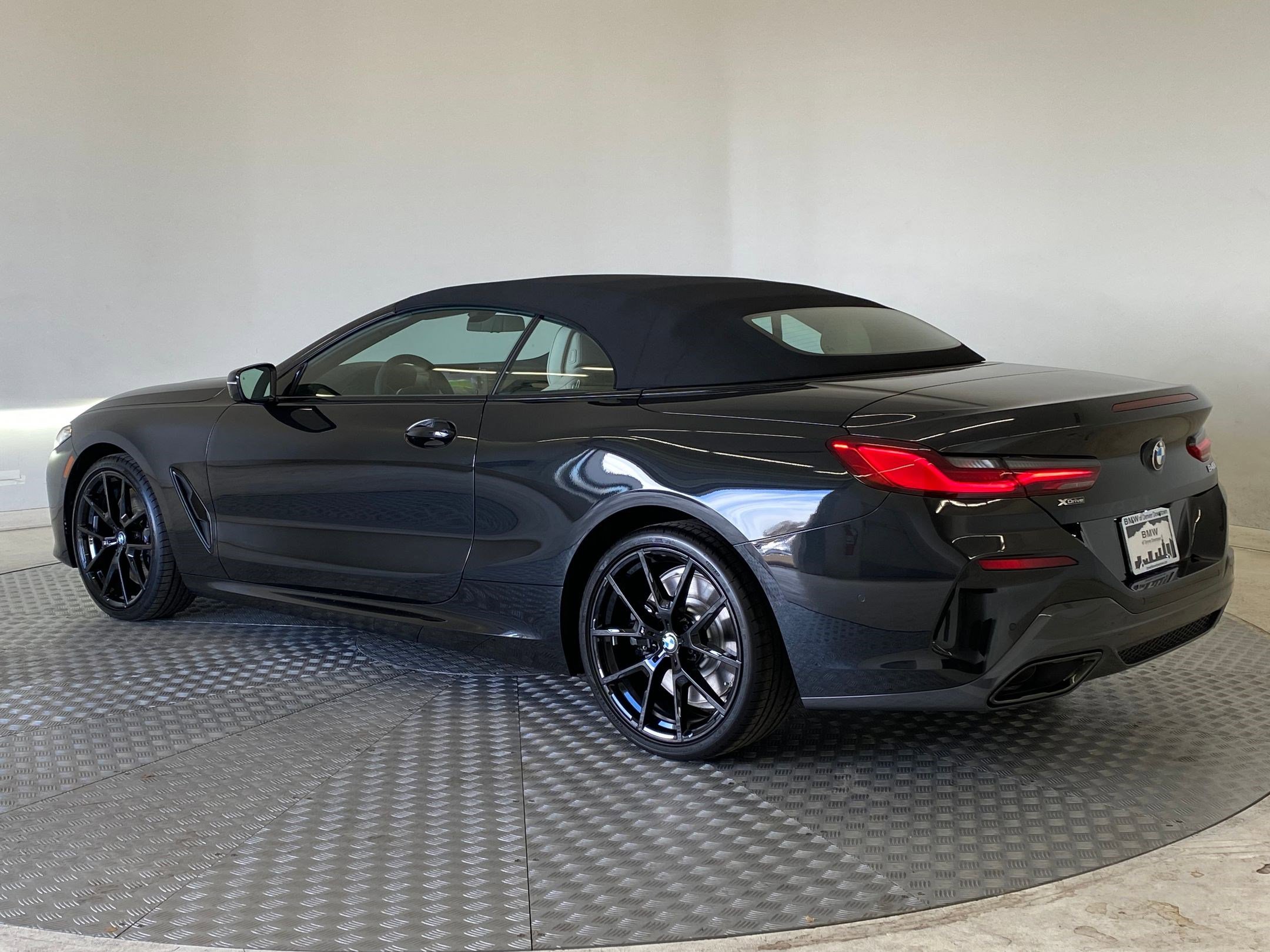 New 2026 BMW 840i xDrive Convertible w/ Comfort Seating Package image 3