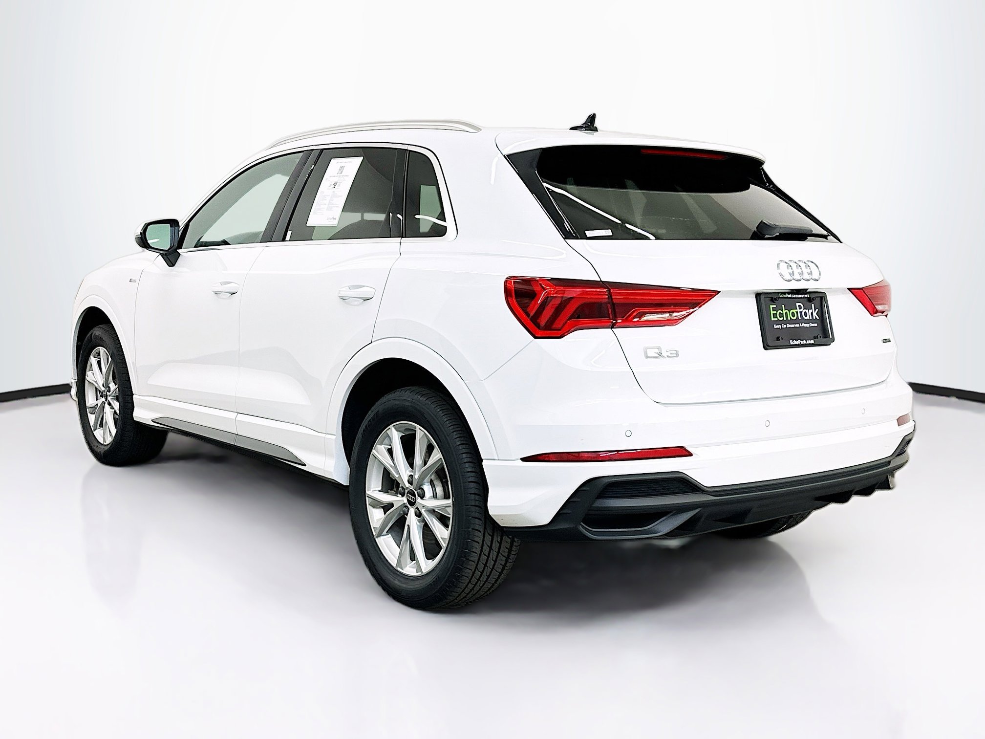 Used 2025 Audi Q3 2.0T Premium image 5