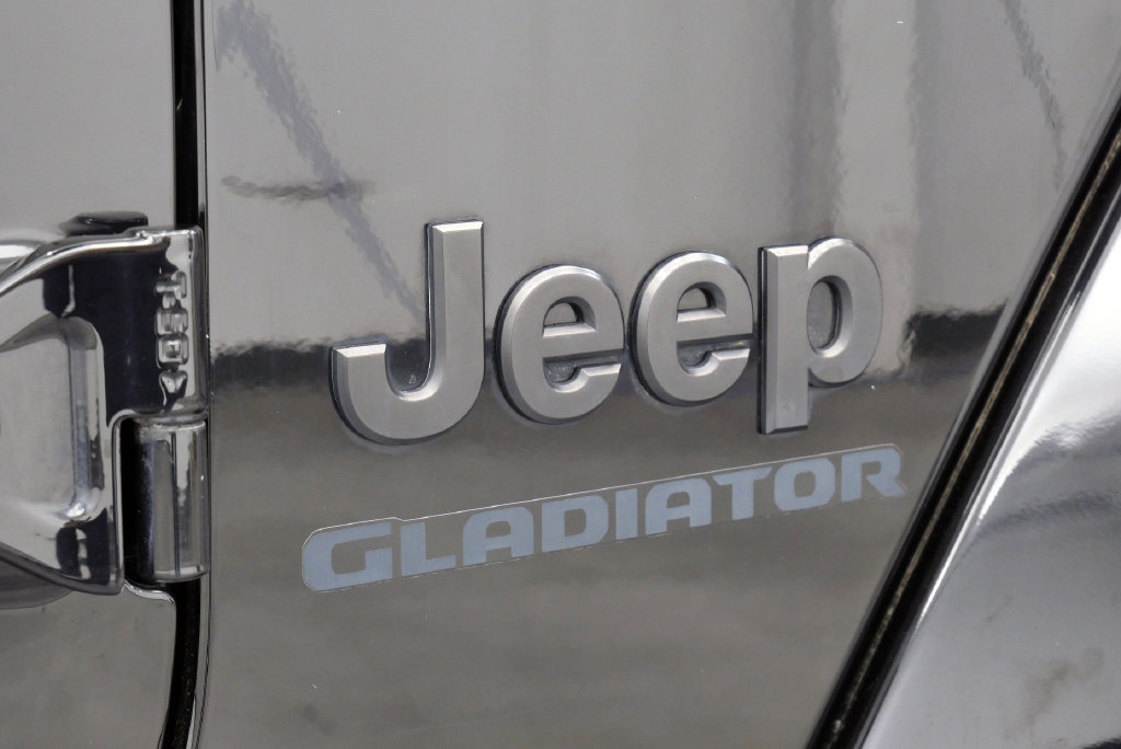 Used 2021 Jeep Gladiator Sport AWD/4WD image 10