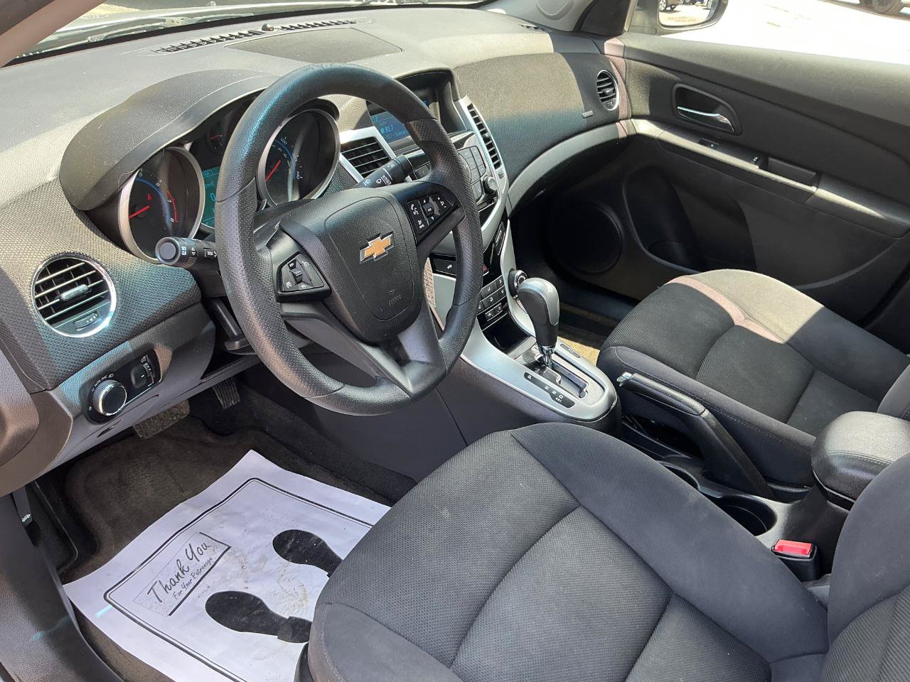 Used 2015 Chevrolet Cruze LT FWD image 13