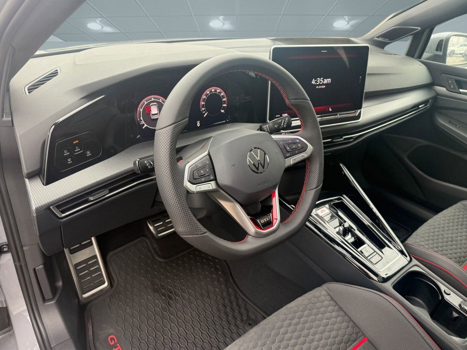 New 2026 Volkswagen Golf SE image 4