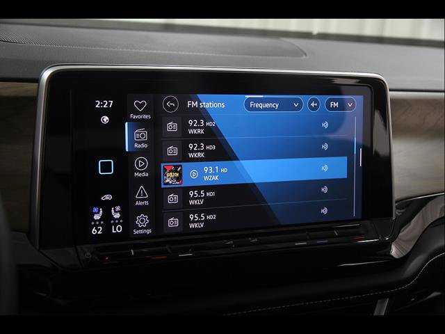 Certified 2025 Volkswagen Atlas SE AWD/4WD image 10