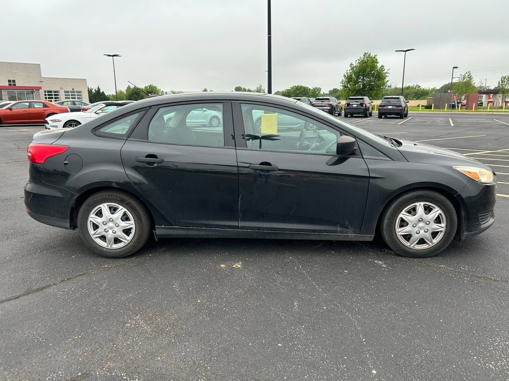 Used 2015 Ford Focus S FWD image 7