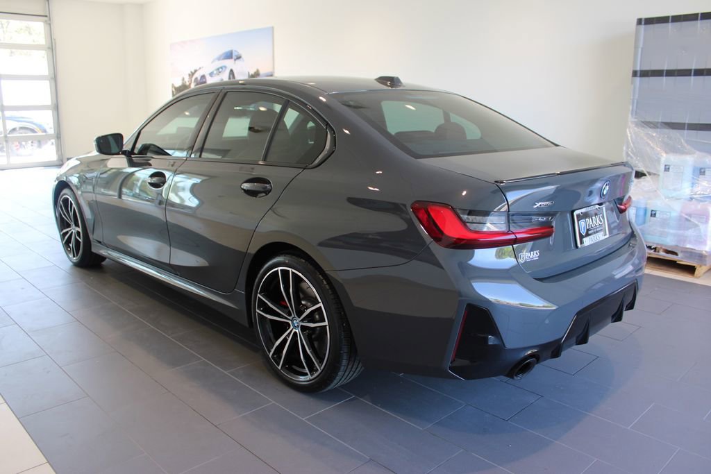 Used 2024 BMW 330e xDrive w/ M Sport Package image 32