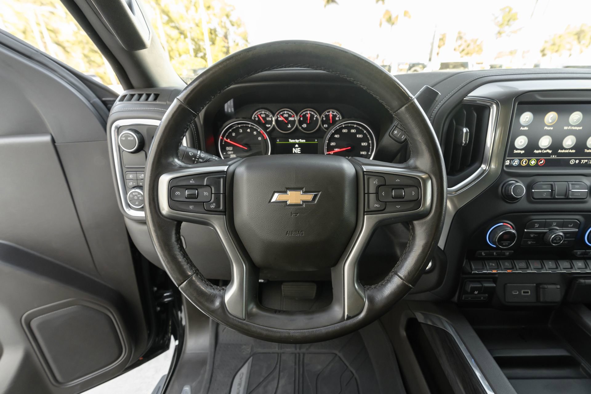 Used 2021 Chevrolet Silverado 1500 LTZ image 9