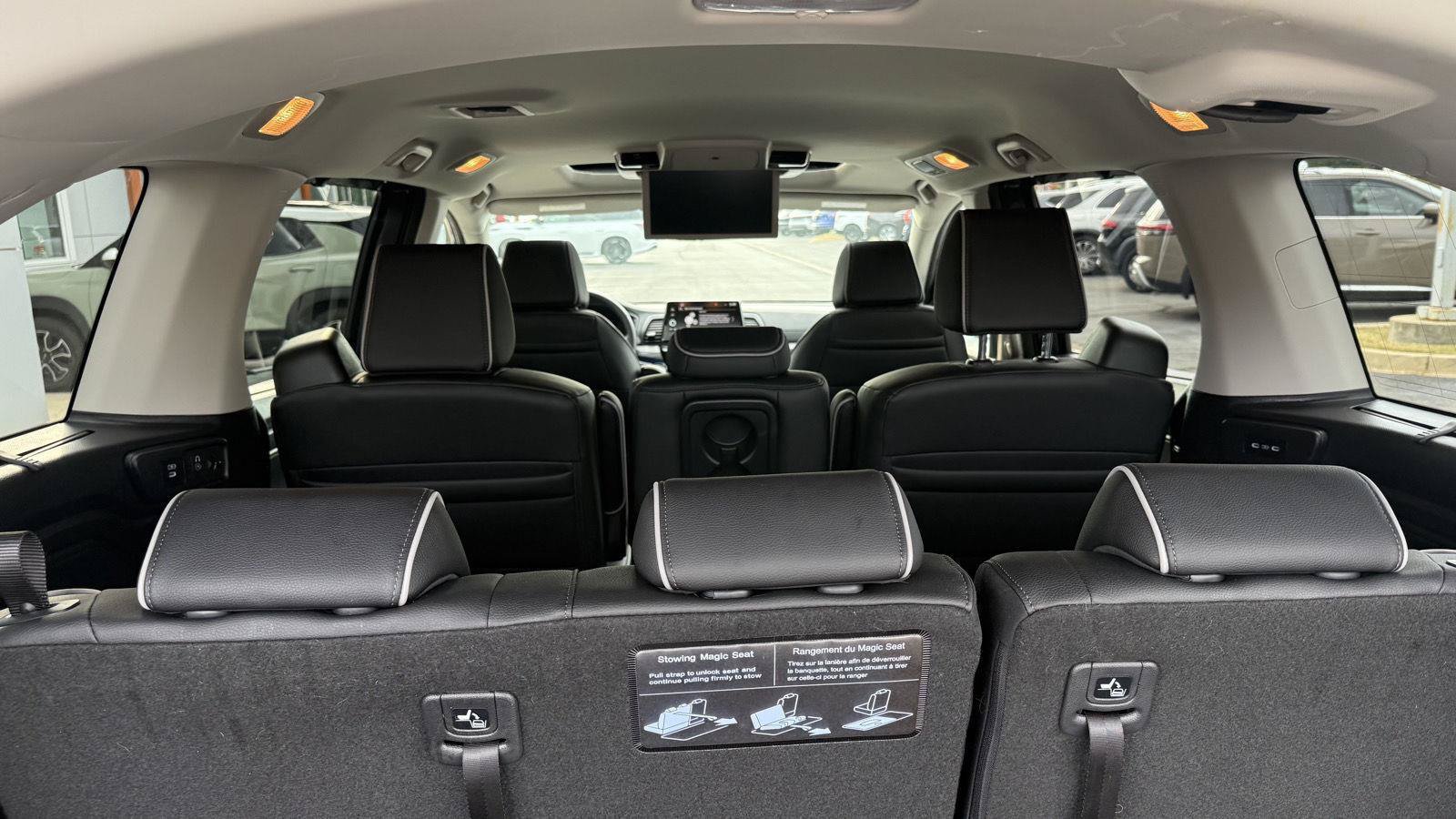 Used 2026 Honda Odyssey Elite image 32