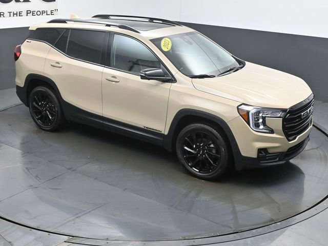 Used 2023 GMC Terrain SLT w/ Infotainment Package II image 47