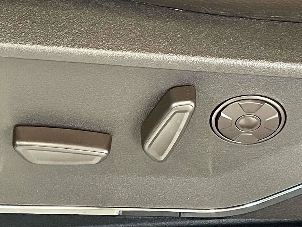 New 2026 Ford F350 King Ranch w/ Chrome Package image 14