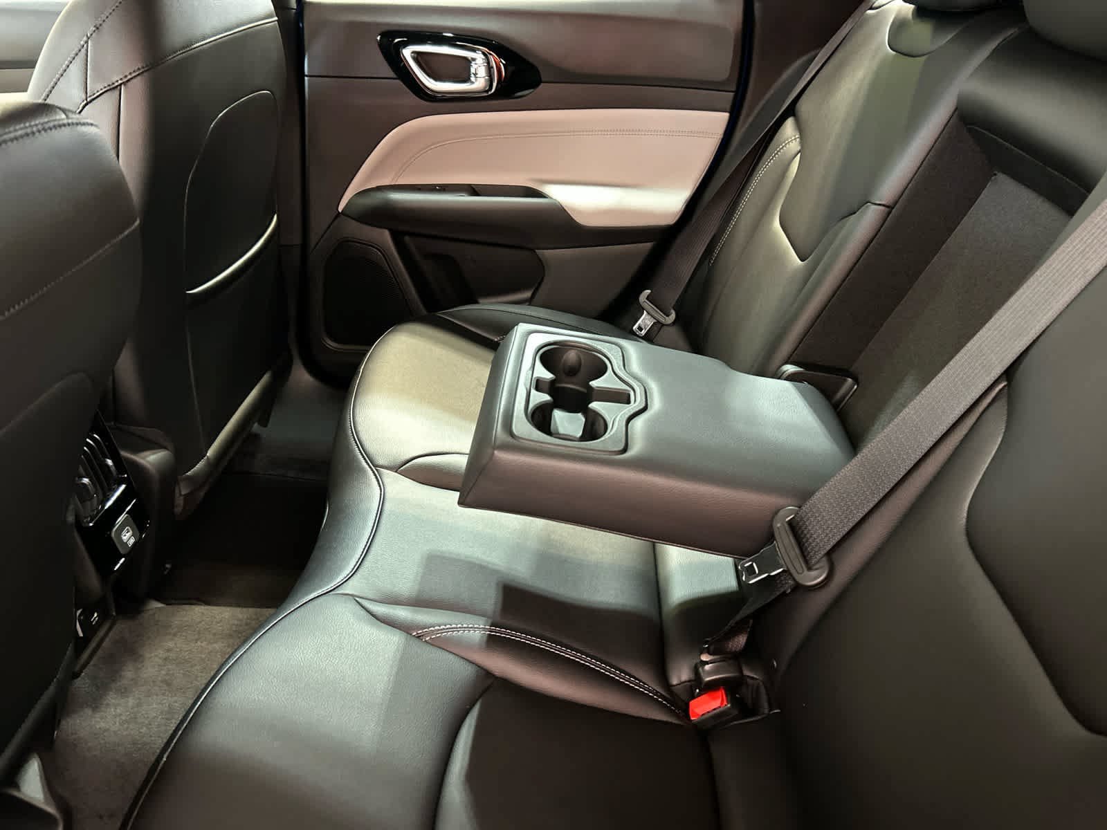 New 2026 Jeep Compass Limited AWD/4WD image 5