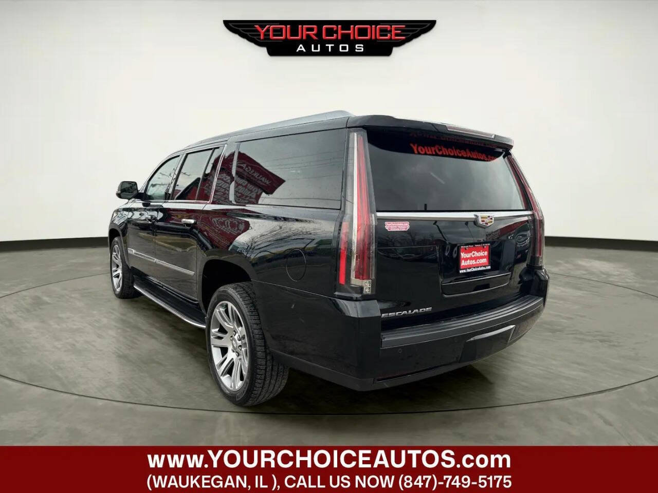 Used 2016 Cadillac Escalade ESV Luxury AWD/4WD image 3