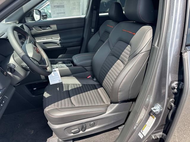 New 2026 Nissan Pathfinder Rock Creek AWD/4WD image 25