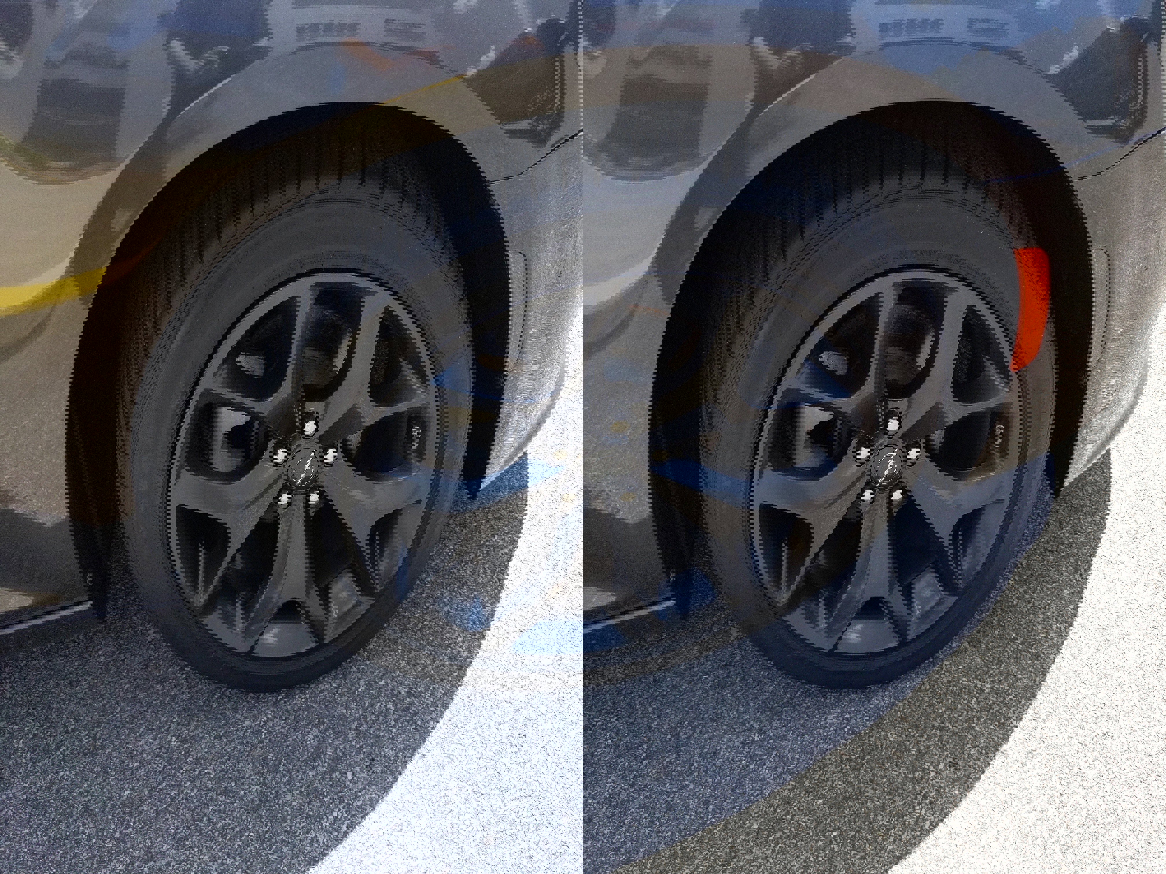 New 2023 Chrysler 300 Touring L w/ Popular Equipment Group image 26