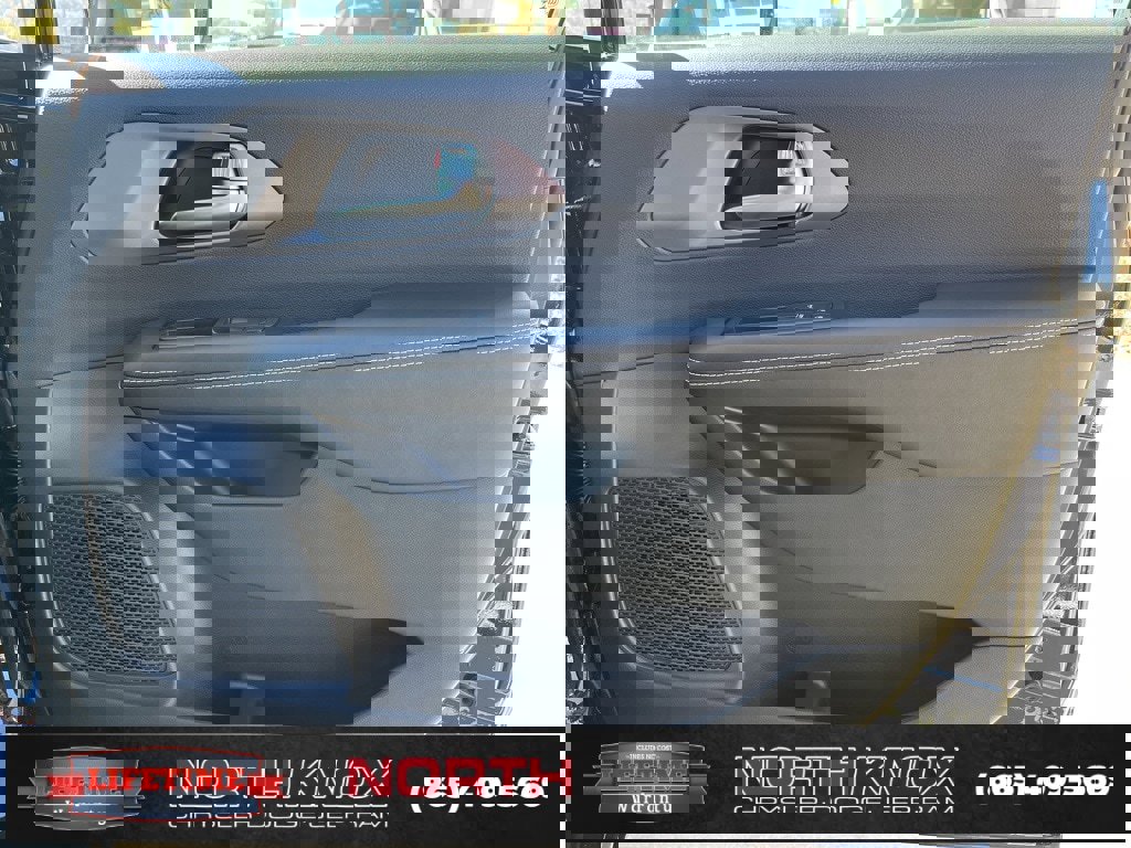 New 2026 Chrysler Voyager LX image 29