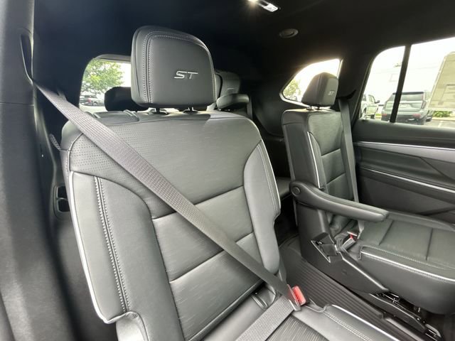 New 2026 Buick Enclave Sport Touring w/ LPO, Floor Liner Package image 44