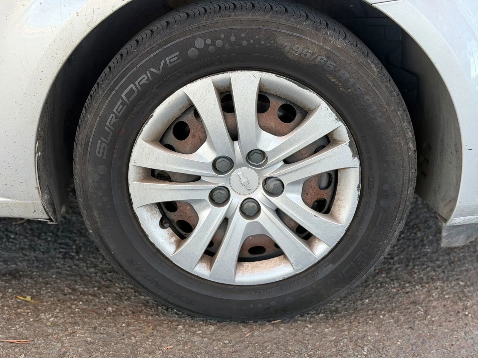 Used 2020 Chevrolet Sonic LT image 34