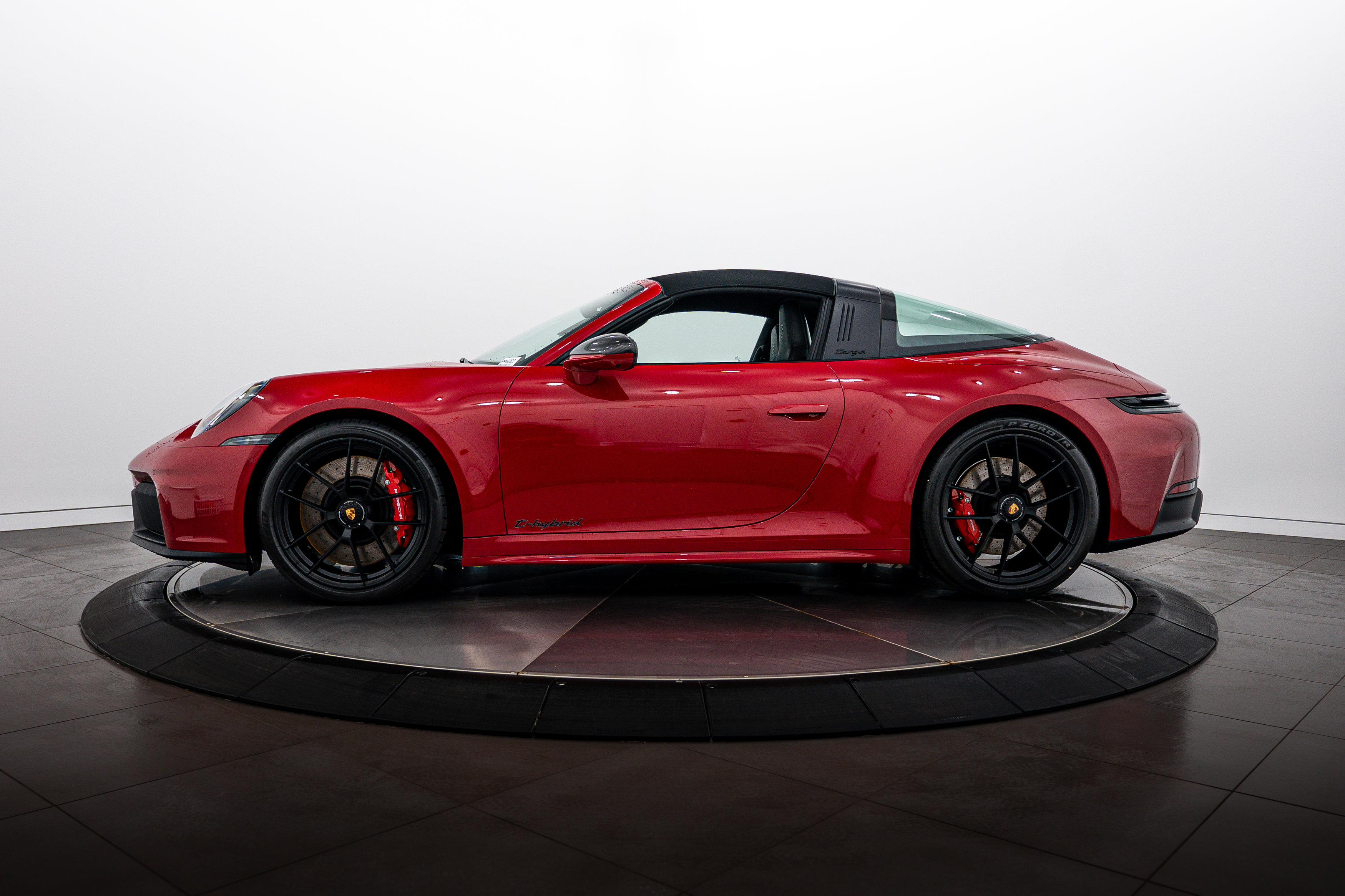 Certified 2026 Porsche 911 Targa 4 GTS image 25