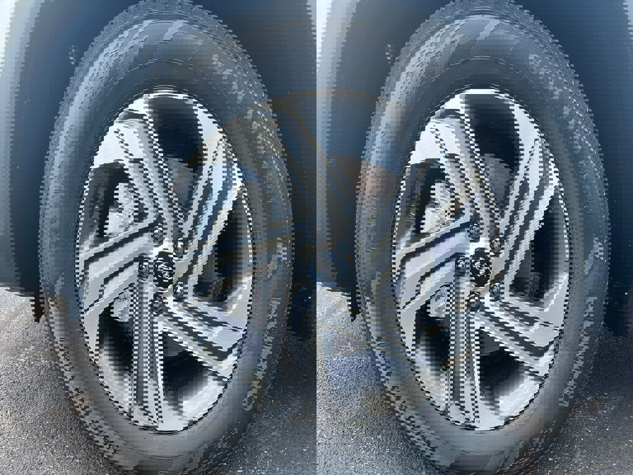 Used 2022 Hyundai Santa Fe SE image 11