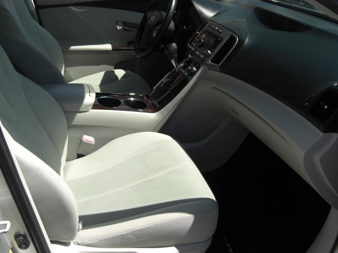 Used 2009 Toyota Venza AWD w/ Convenience Pkg image 15