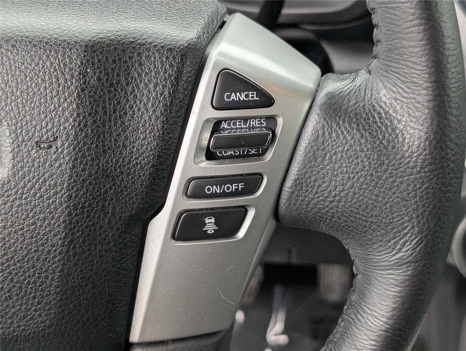 Used 2020 Nissan Titan SV w/ SV Convenience Package AWD/4WD image 22