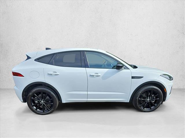 Certified 2024 Jaguar E-PACE R-Dynamic SE AWD/4WD image 4