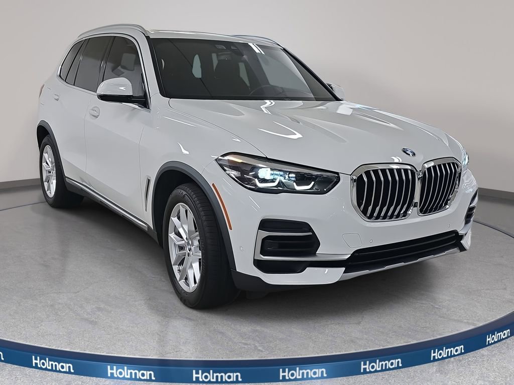 Certified 2022 BMW X5 sDrive40i w/ Parking Assistance Package image 4
