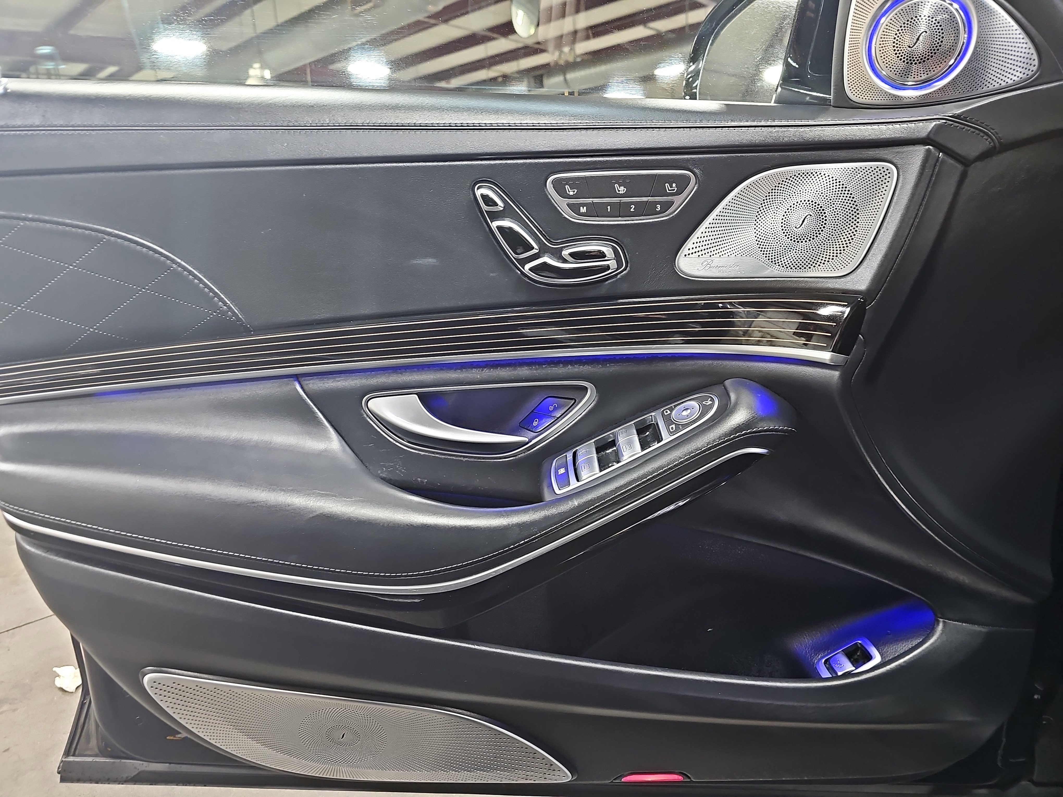 Used 2017 Mercedes-Benz Maybach S 600 image 29