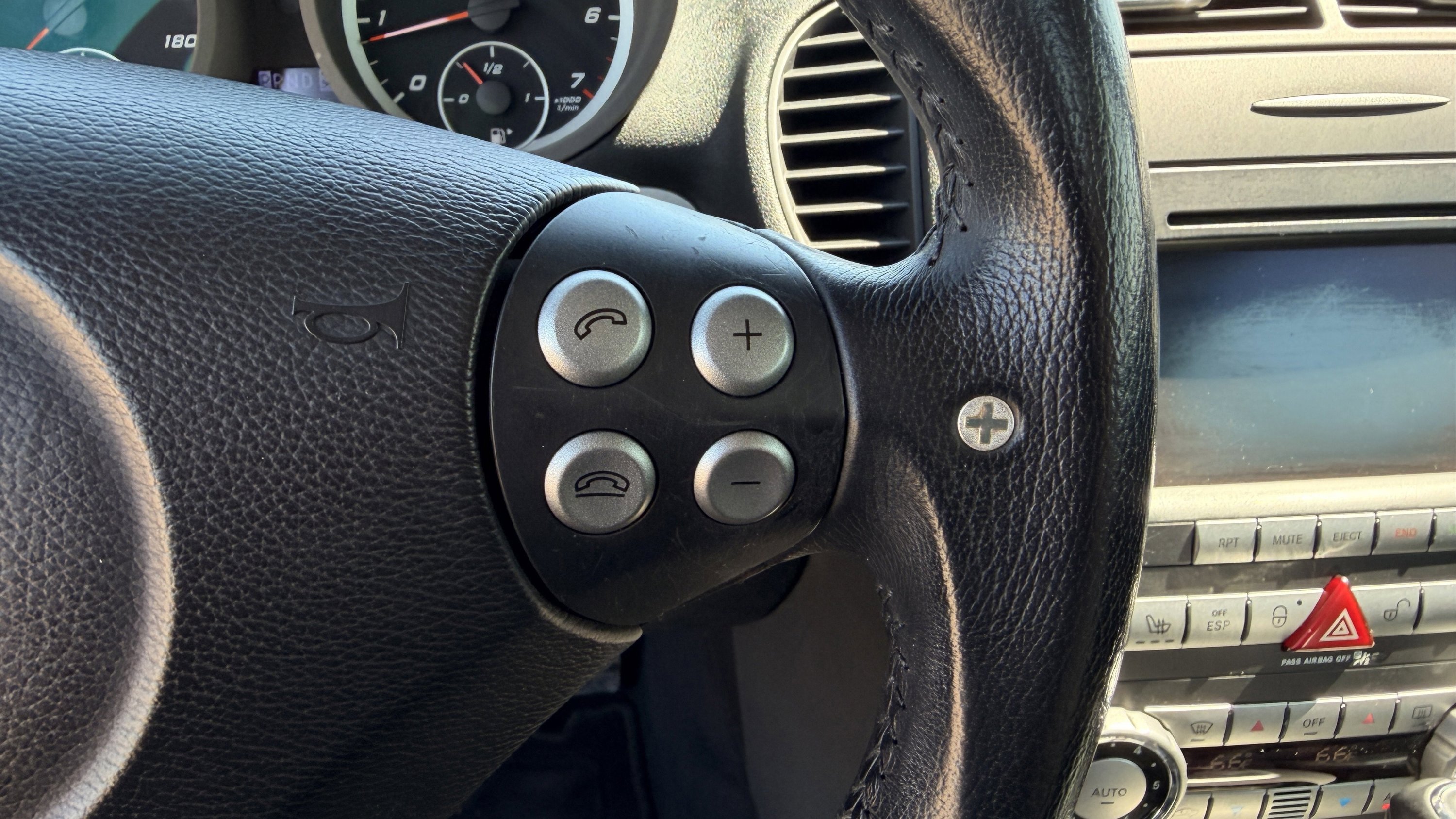 Used 2006 Mercedes-Benz SLK 55 AMG image 44