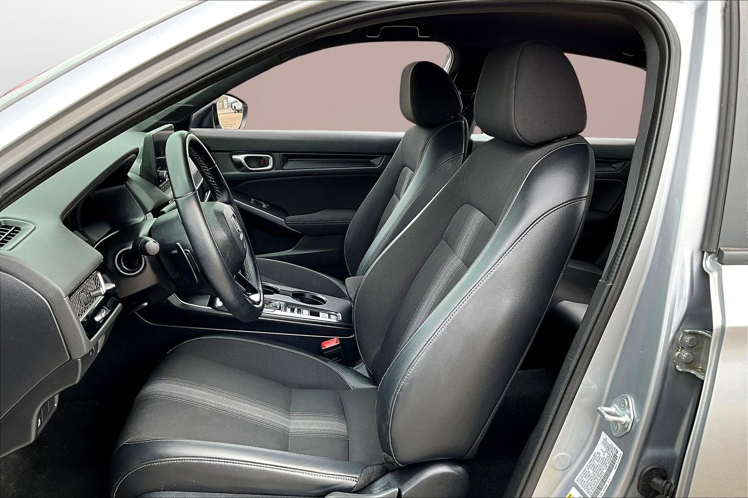 Used 2023 Honda Civic Sport image 16