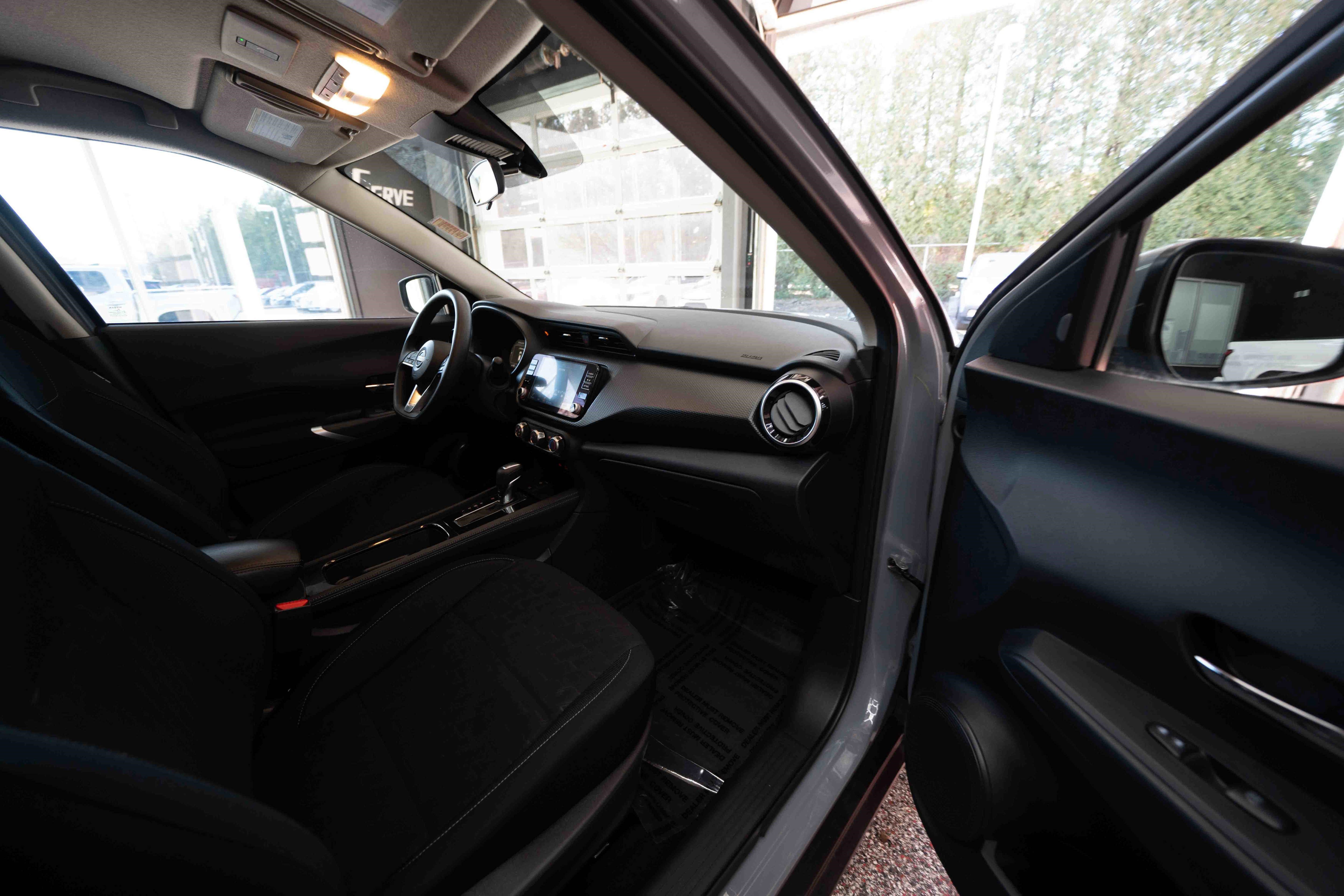 Used 2024 Nissan Kicks SV image 26