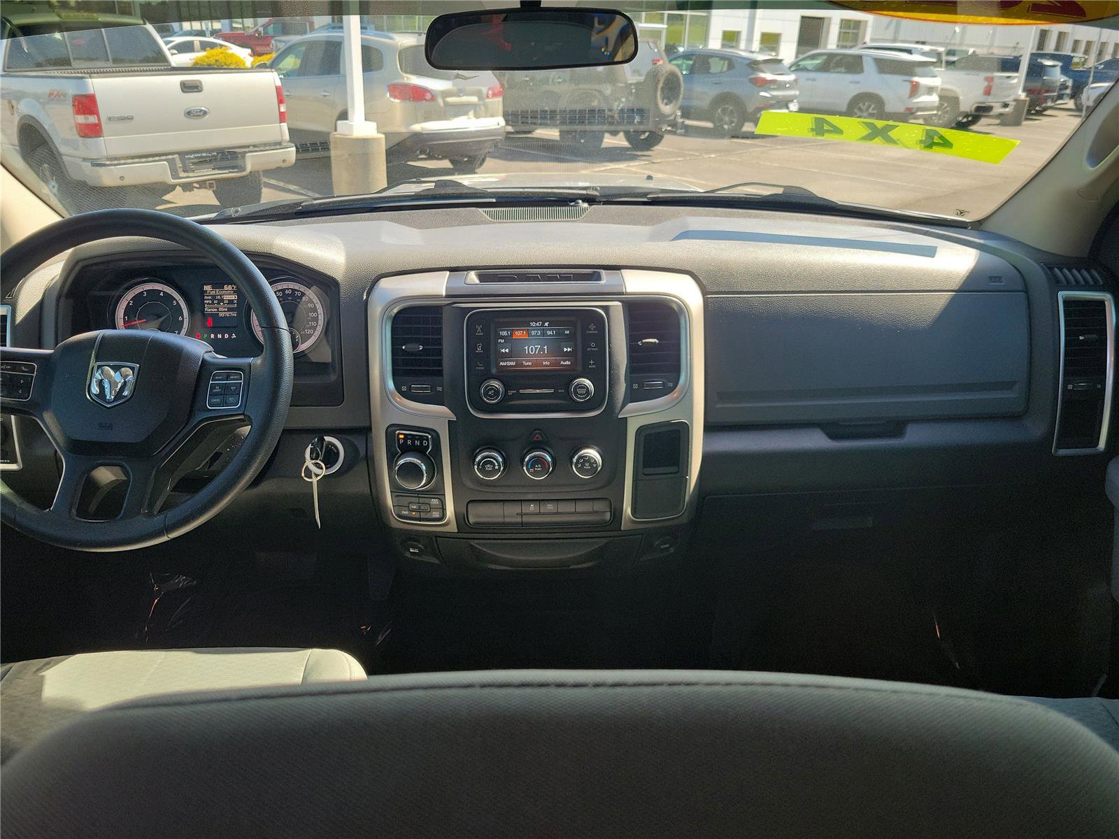 Used 2020 RAM 1500 Classic SLT AWD/4WD image 9