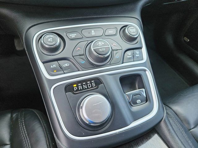 Used 2015 Chrysler 200 C w/ Navigation & Sound Group I FWD image 19