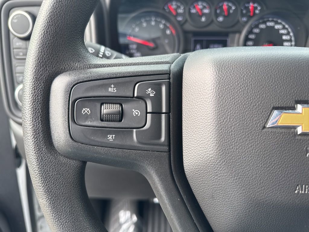 Used 2024 Chevrolet Silverado 1500 Custom image 16