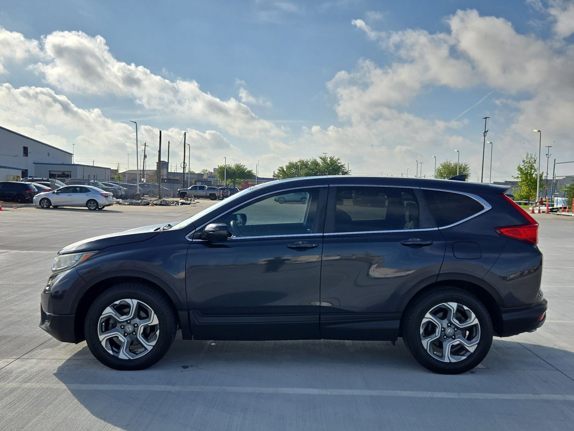 Used 2019 Honda CR-V EX image 7