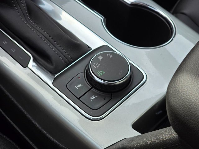 New 2026 Chevrolet Blazer LT w/ Sound & Technology Package AWD/4WD image 30